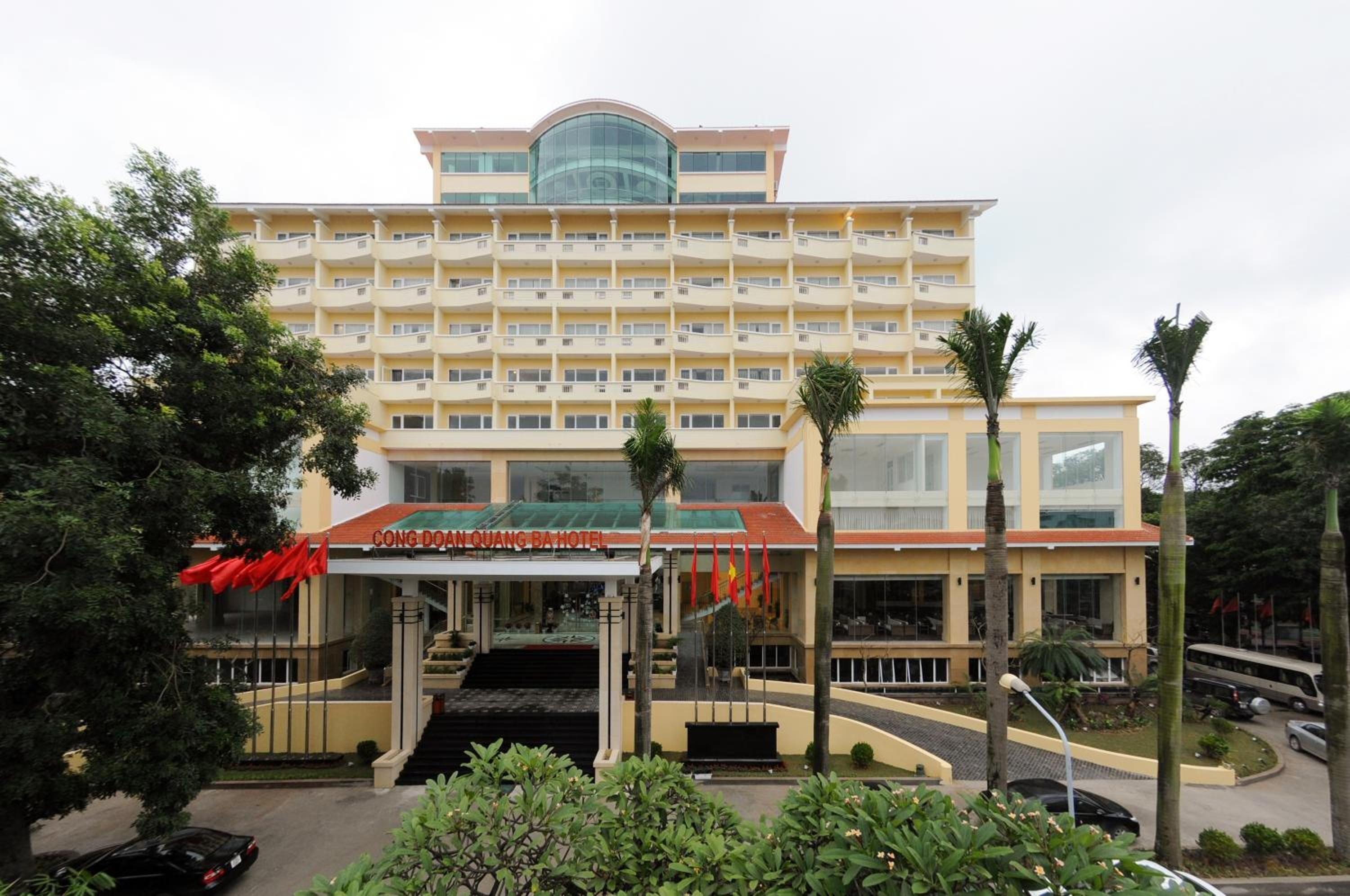 Khach San Cong Doan Quang Ba