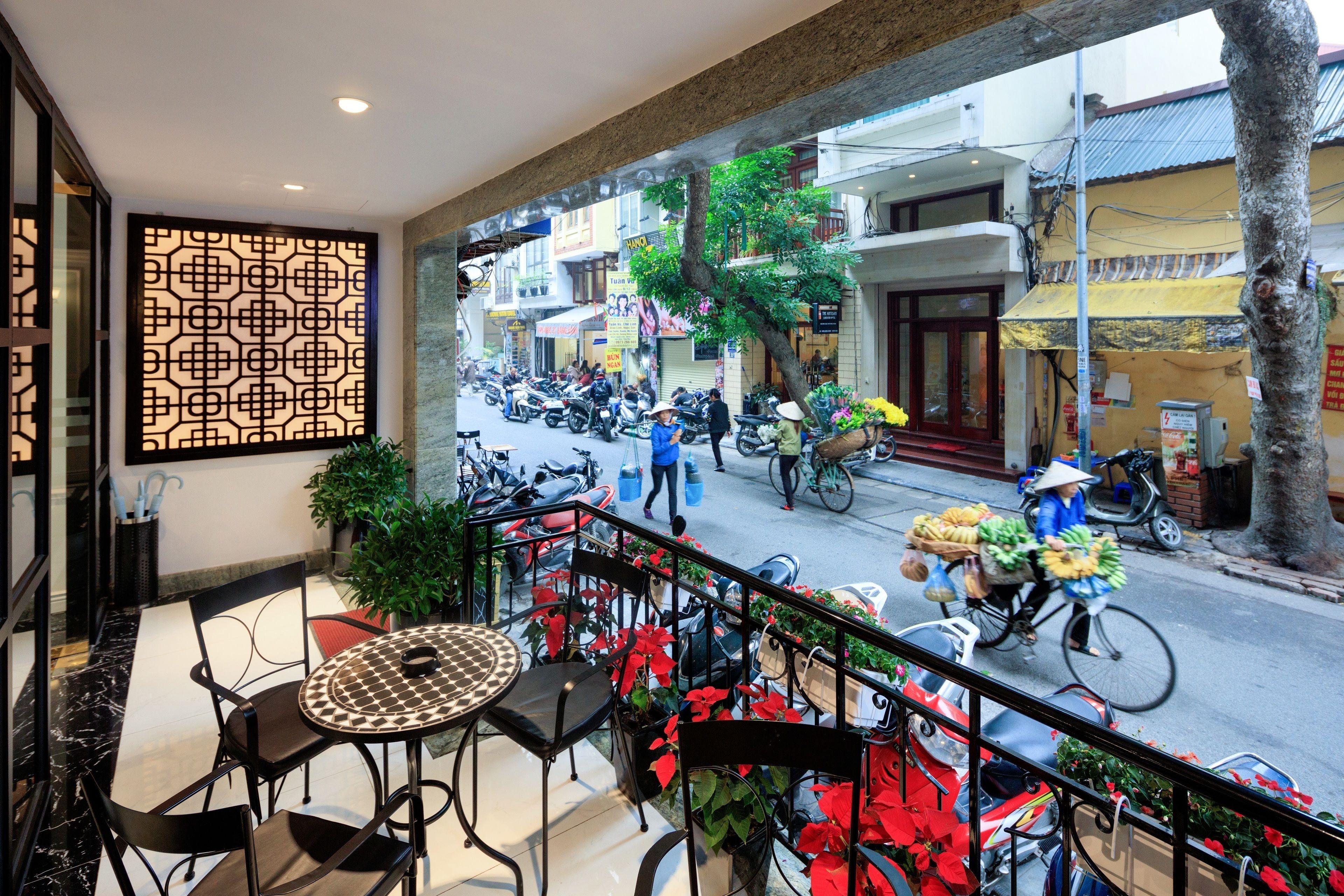 San Boutique Hotel & Travel