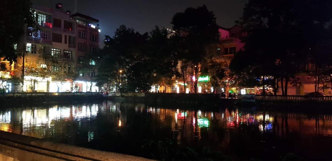 Ba Sao Hotel - Hanoi
