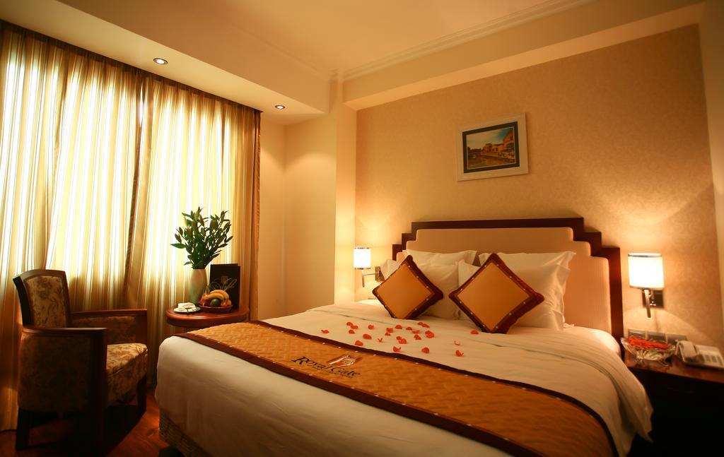 Royal Gate Hotel - Hanoi