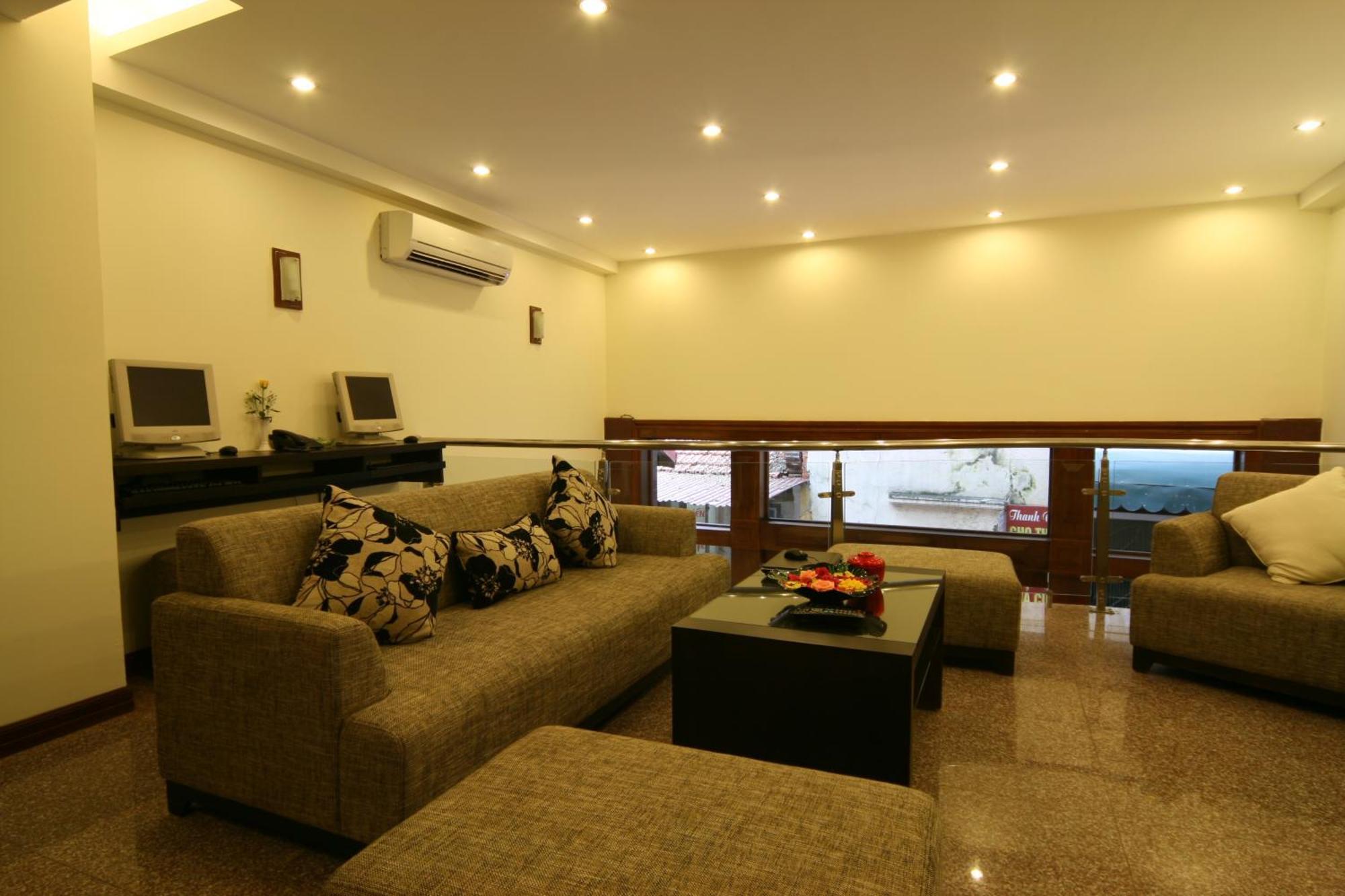 Eliana Ruby Hotel & Travel