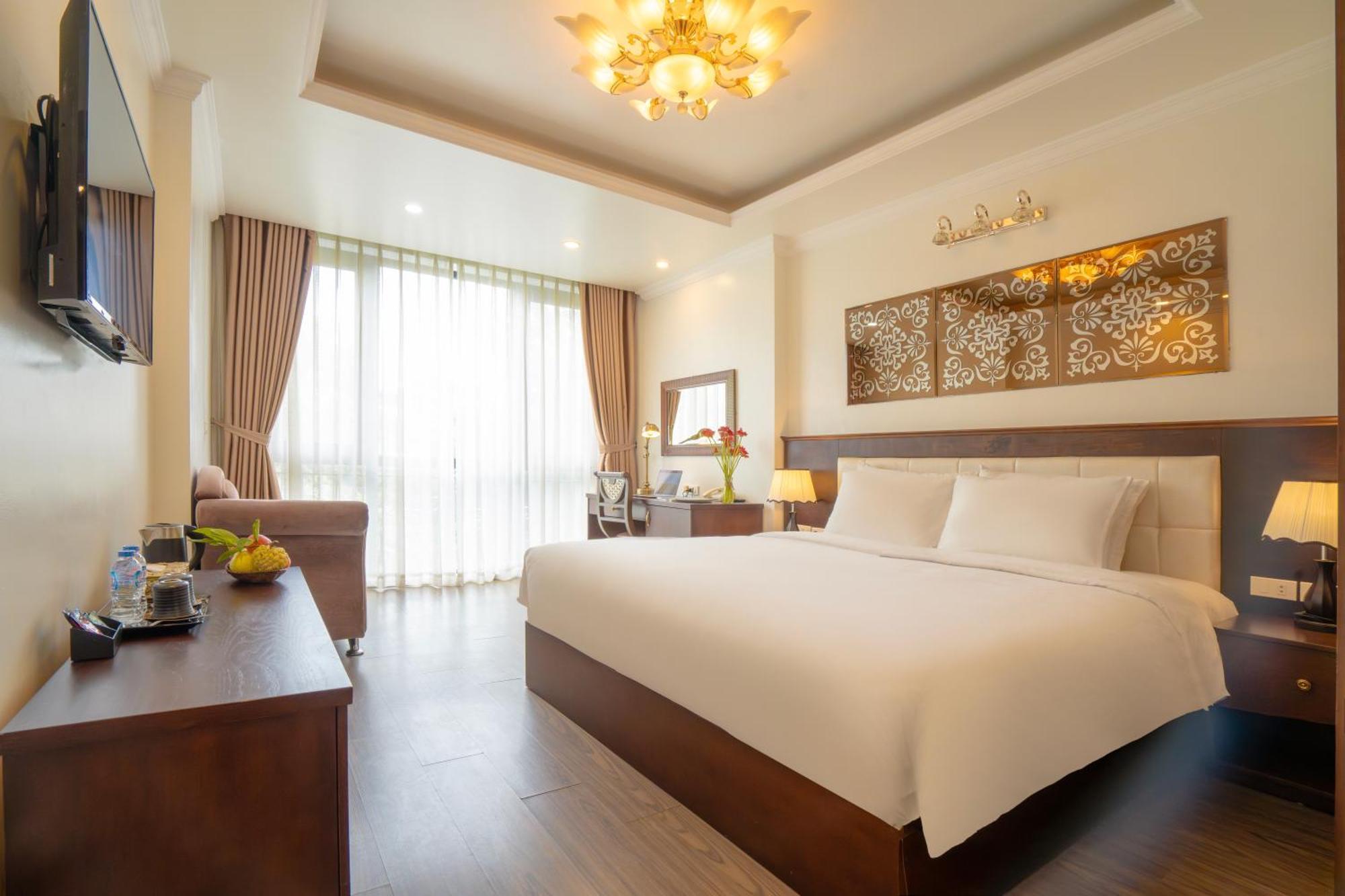 Du Palace Hotel & Travel